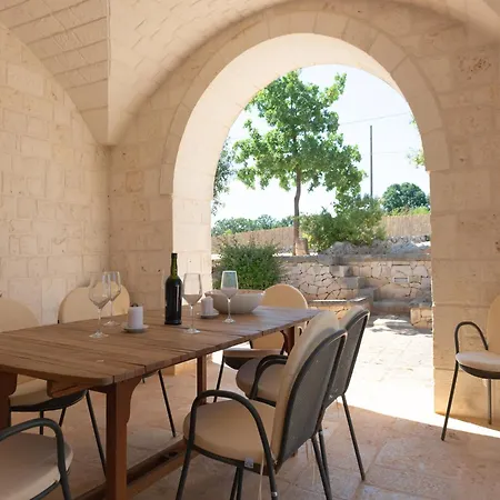 Holiday home Trullo Il Pupineto With Pool In Ostuni